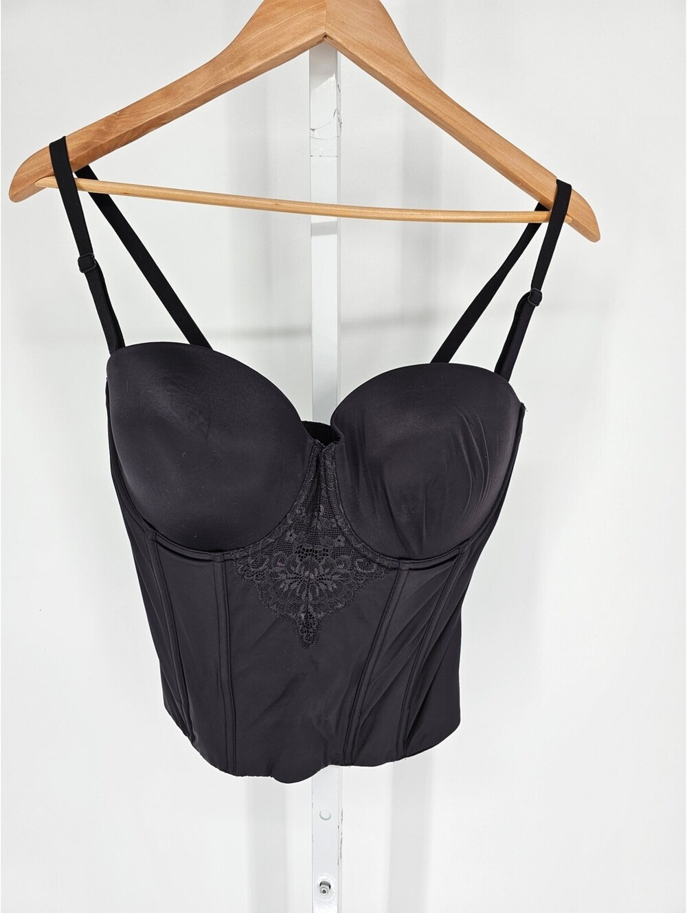 Maidenform Womens Sz 36D Spaghetti Strap Shaper Top Black Lace Trim